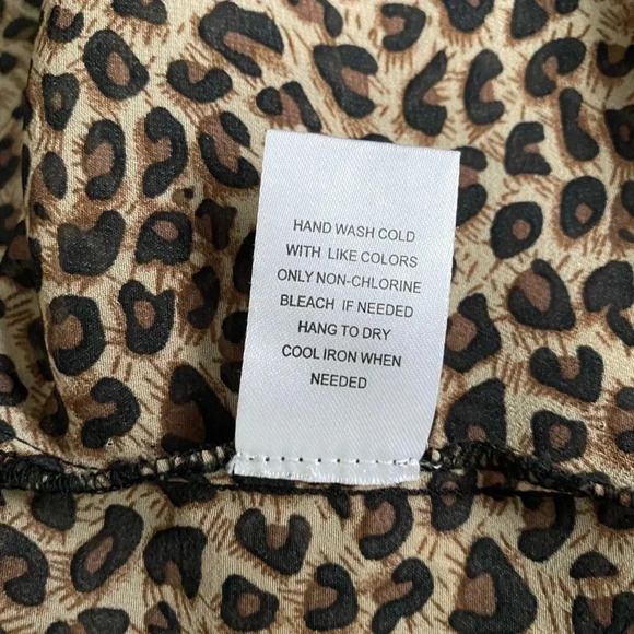 DANIEL RAINN | Leopard Print Button Back Blouse Size 3X - Picture 11 of 11